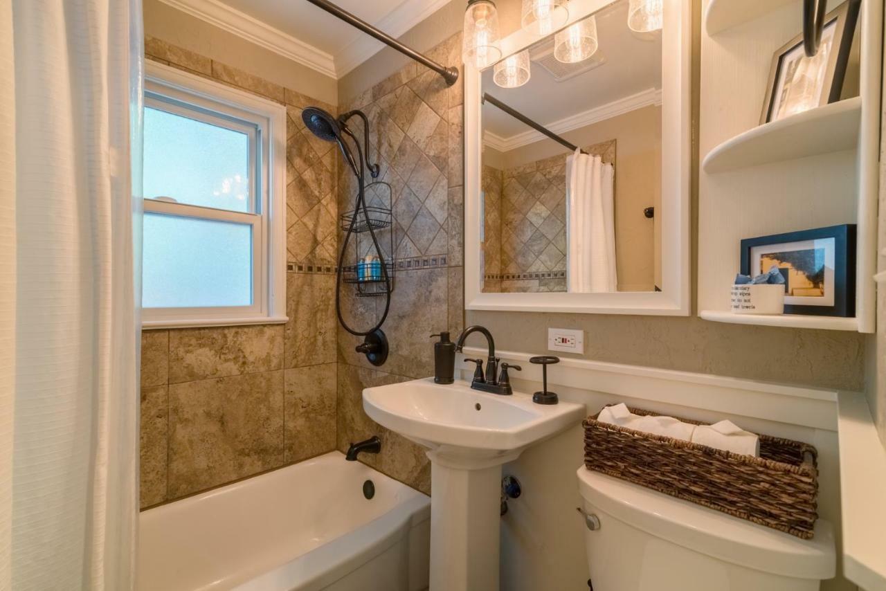 柯林斯堡Italian Style In Old Town With Private Hot Tub别墅 外观 照片